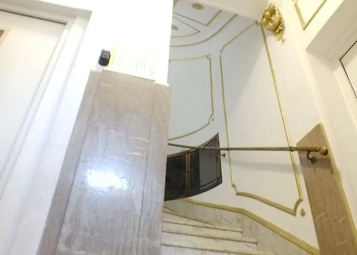 Royal Palace *